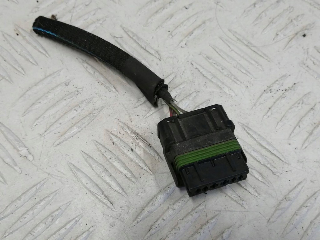 фото №1, Колодка шланг лампы led c4 picasso ii