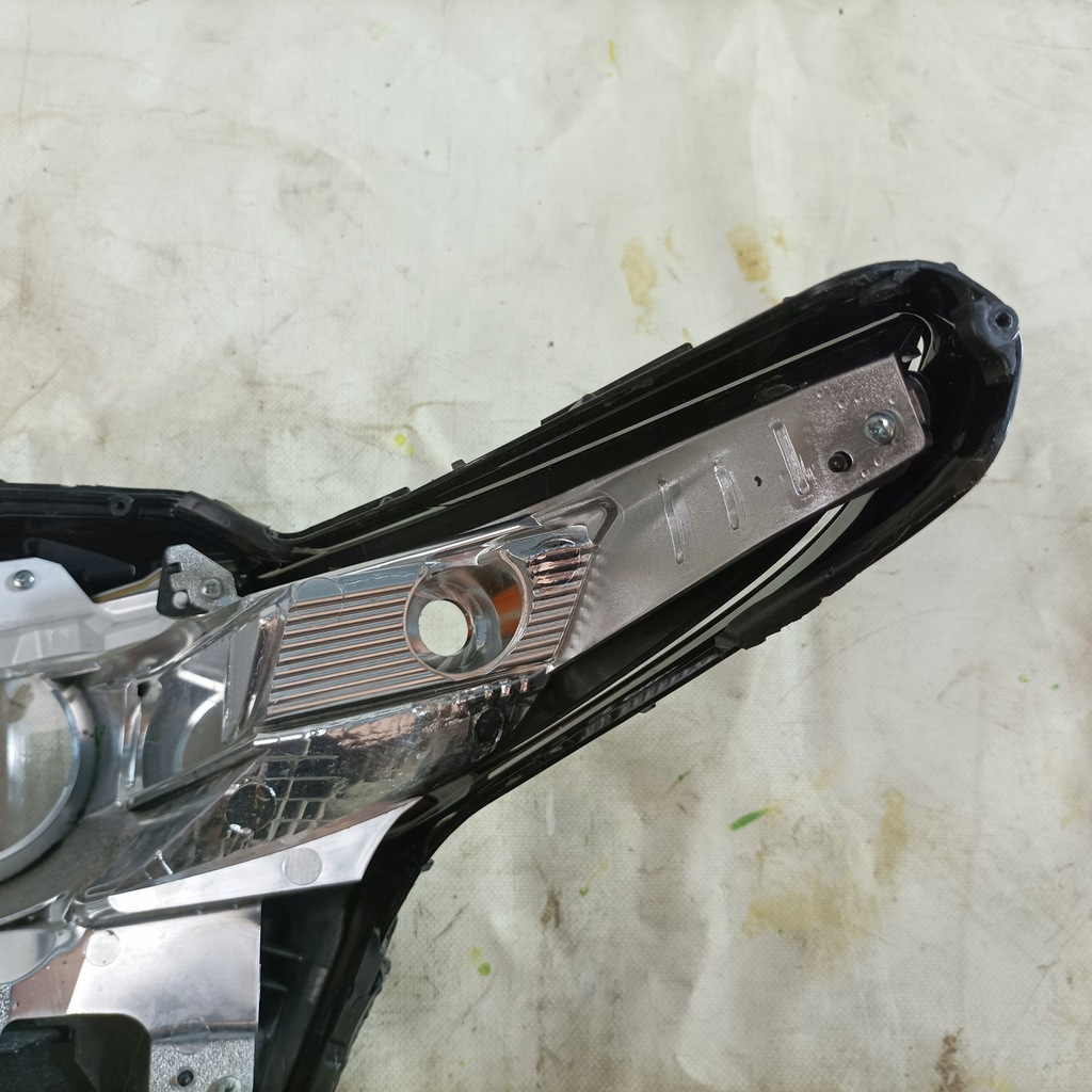 фото №12, Mazda 3 iv 19- комплектная корпус лампы usa правая