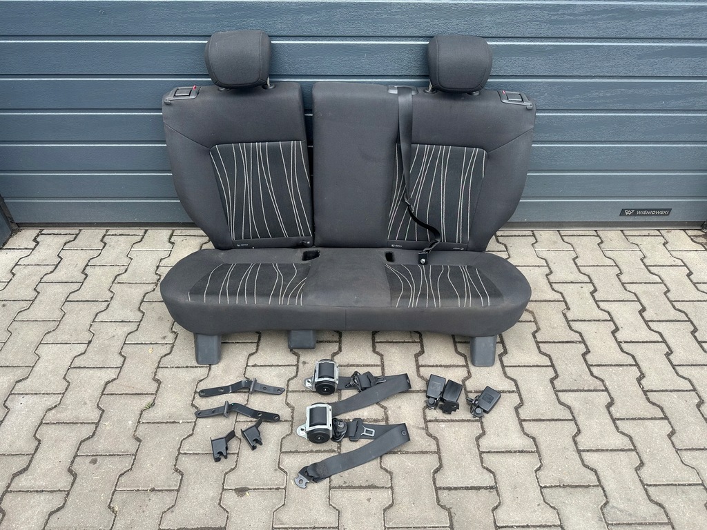 фото №1, Opel corsa d сидіння задні ремені 3d
