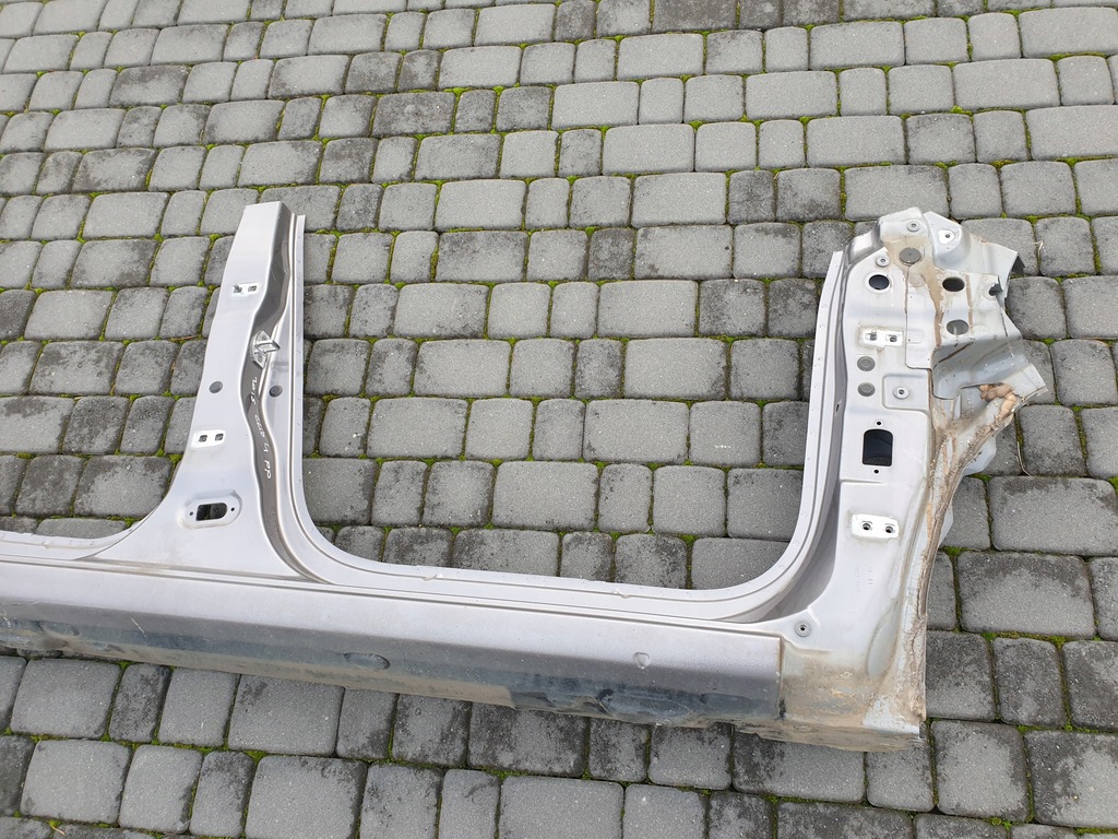 фото №2, Блок двигателя дверной порог renault clio 4 iv 2013- правый