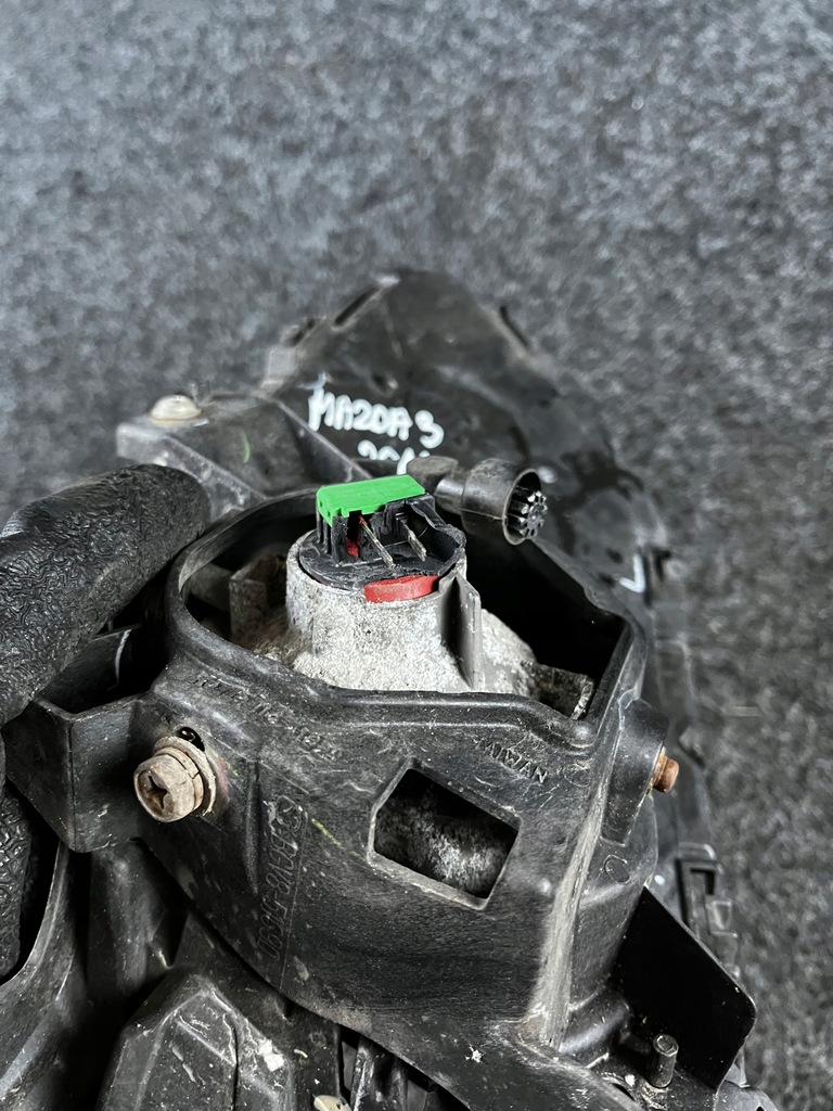 фото №8, Решітка протитуманна фара лівий перед mazda 3 bgv450c21