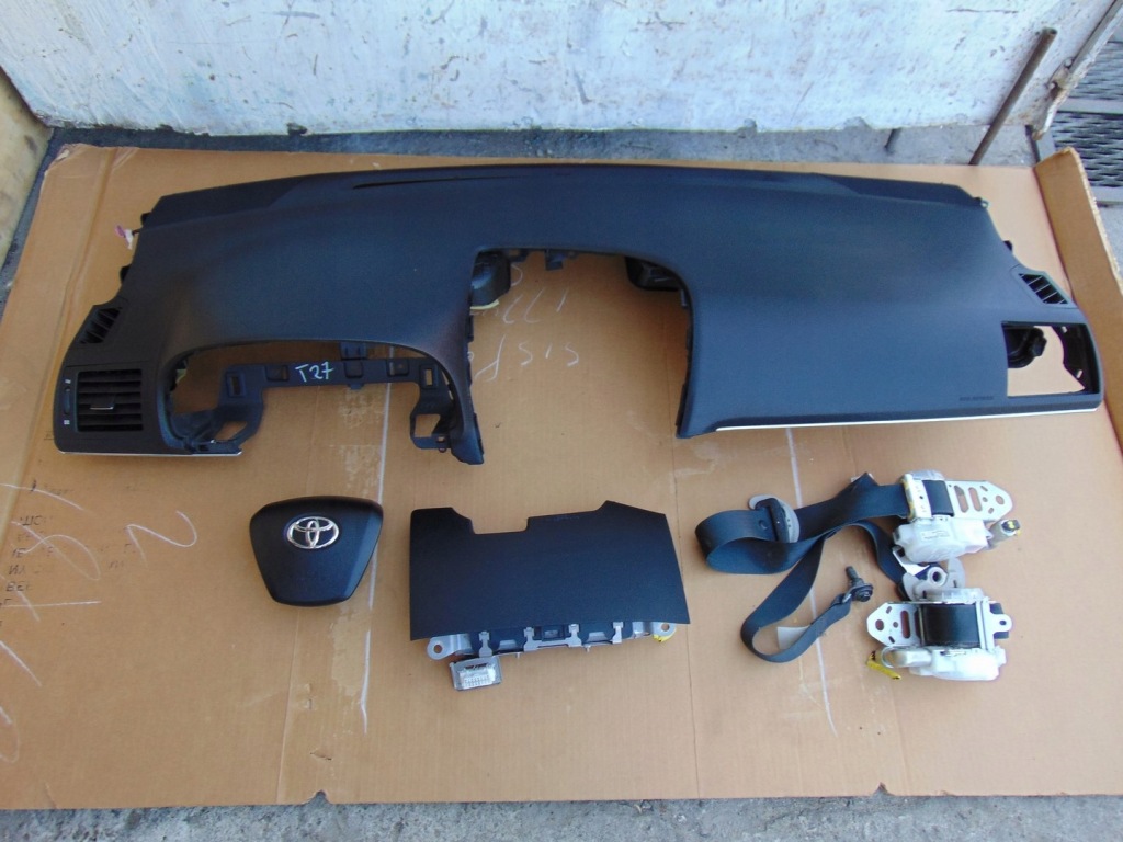 фото №1, Консоль подушки безпеки подушка безпеки toyota avensis t27 europa оригінал