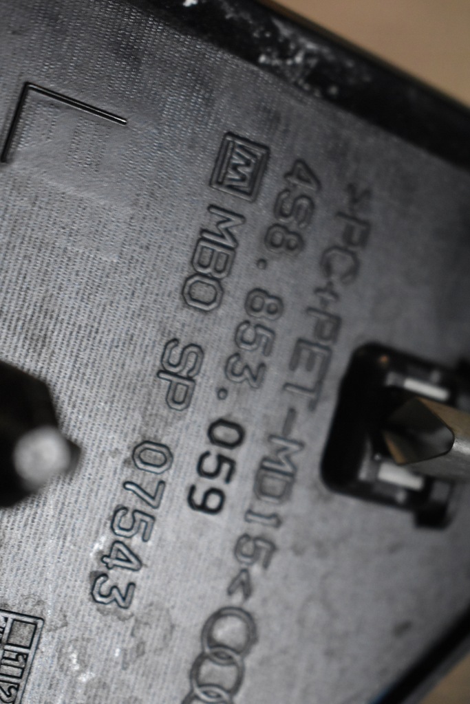 фото №4, Idealna накладка левая audi r8 1