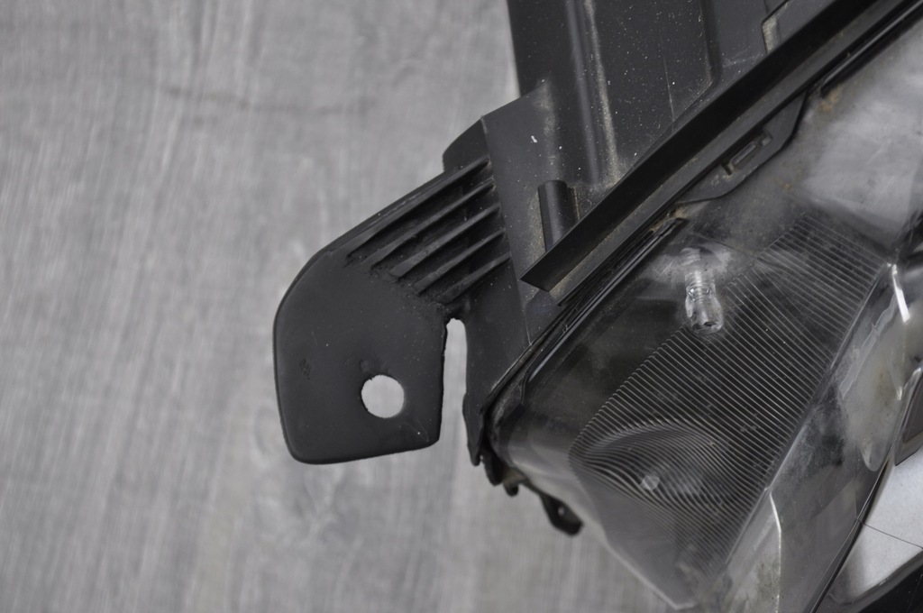 фото №16, Лампа левая citroen jumpy iii vivaro c 16- 9808567780 europa