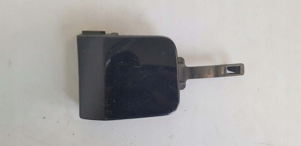 фото №1, Renault fluence заглушка фаркоп перед 511800011r