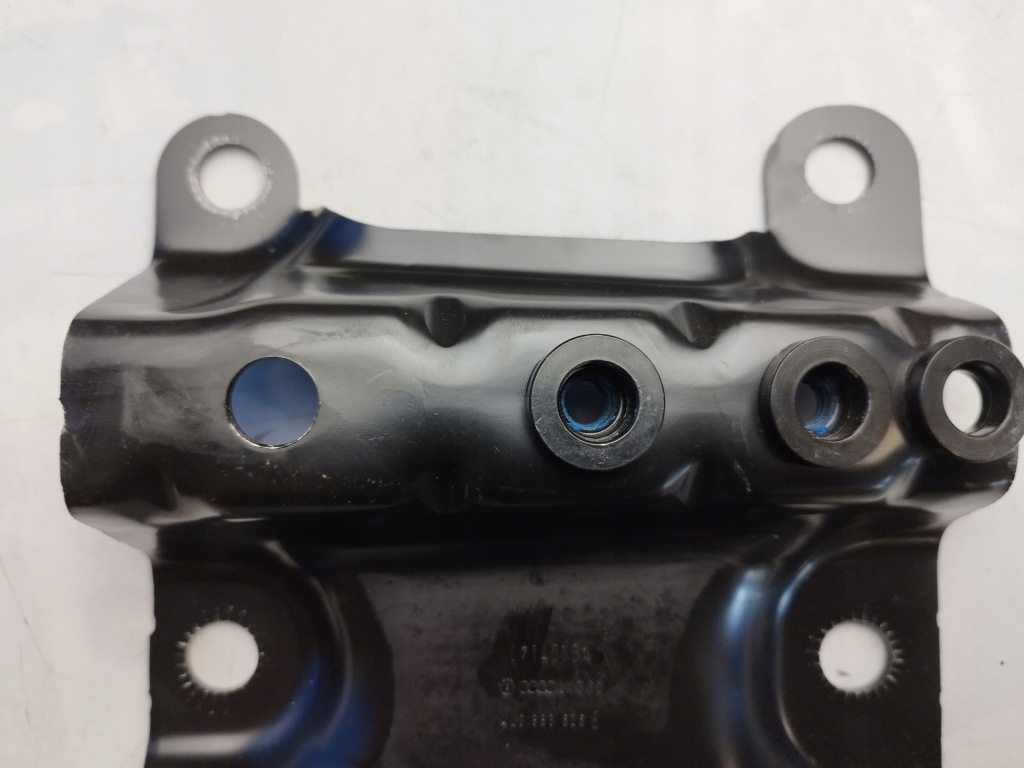 фото №5, Audi q7 4l 07r кронштейн сидіння середнього задня 4l0883626e