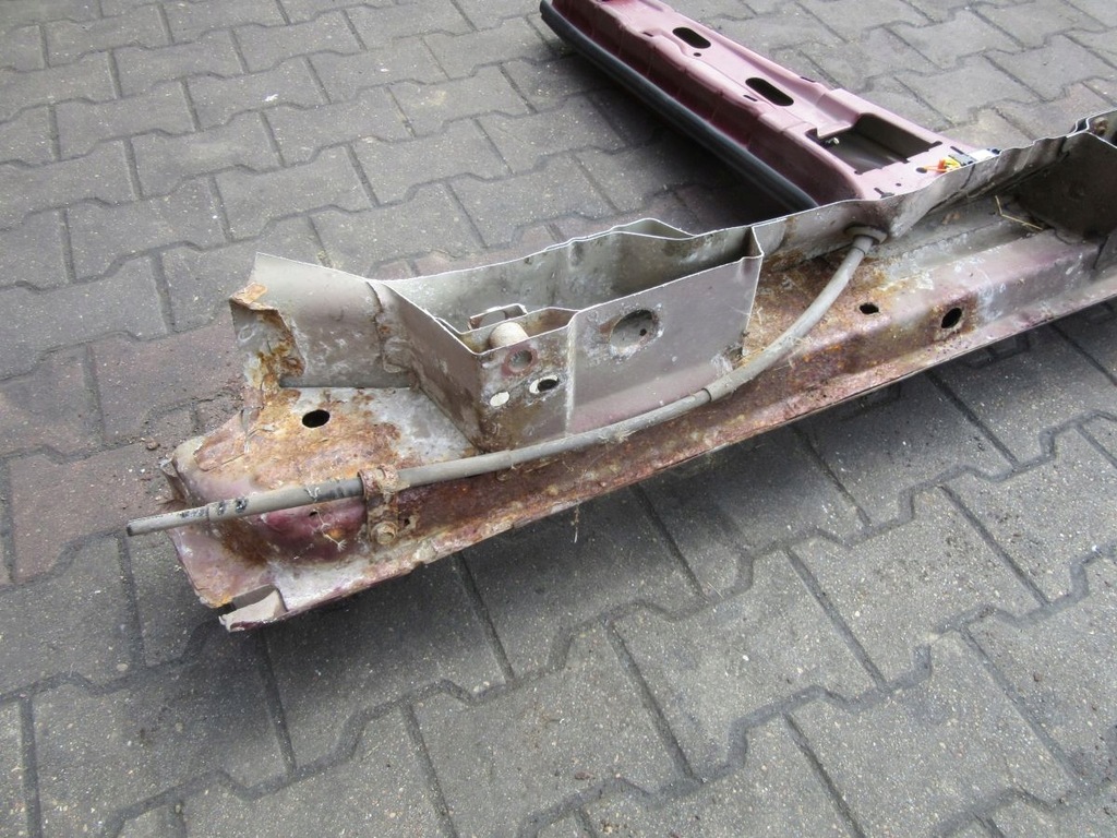 фото №15, Suzuki xl7 2007 поріг