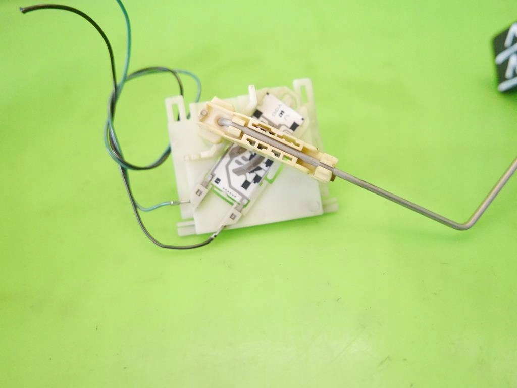 фото №8, Датчик рівня пального поплавок vw polo iv 9n 1.2