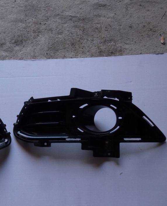 фото №1, Ford mondeo mk5 fusion решітка рамка протитуманної фари