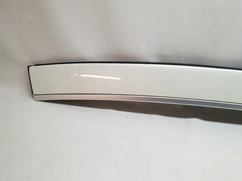 фото №5, Mercedes w205 ветрозащитный экран windshot спойлер a2057700900