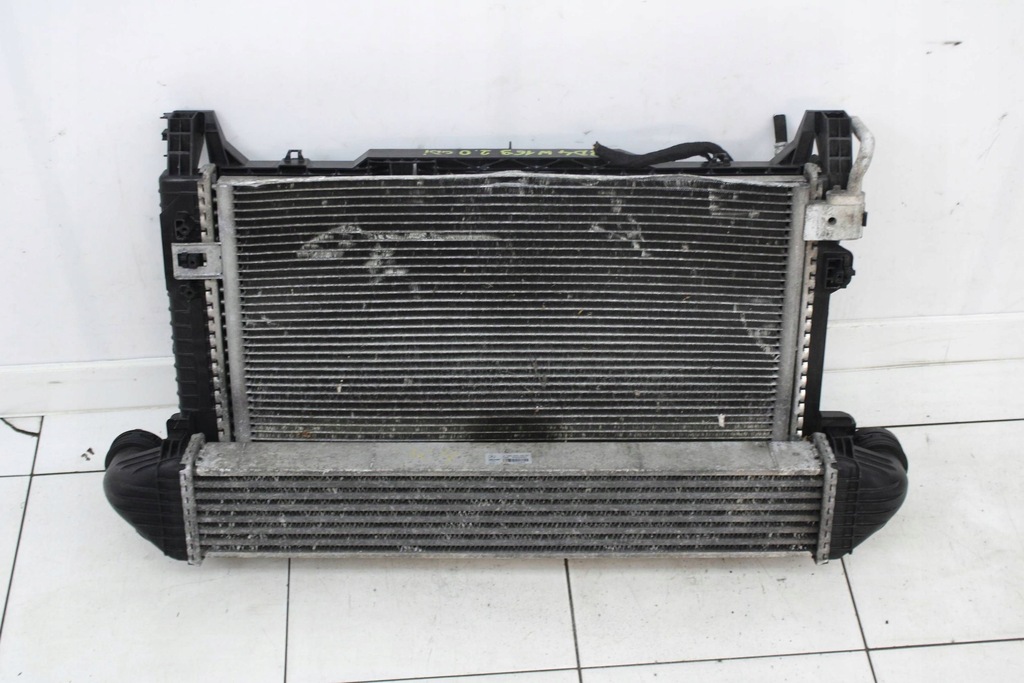 фото №1, Радиатор комплект радиатор вентилятор mercedes w169 2.0 cdi