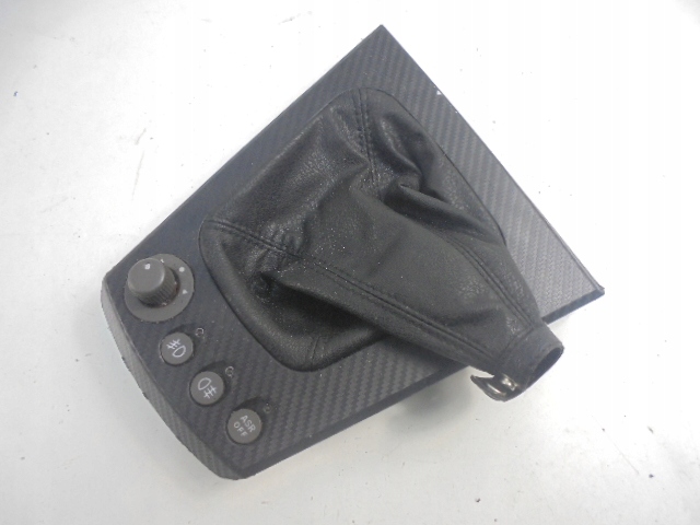 фото №1, Alfa romeo 156 чохол перемикання передач