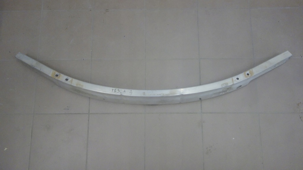 фото №1, Tesla 3 - балка бампера передний
