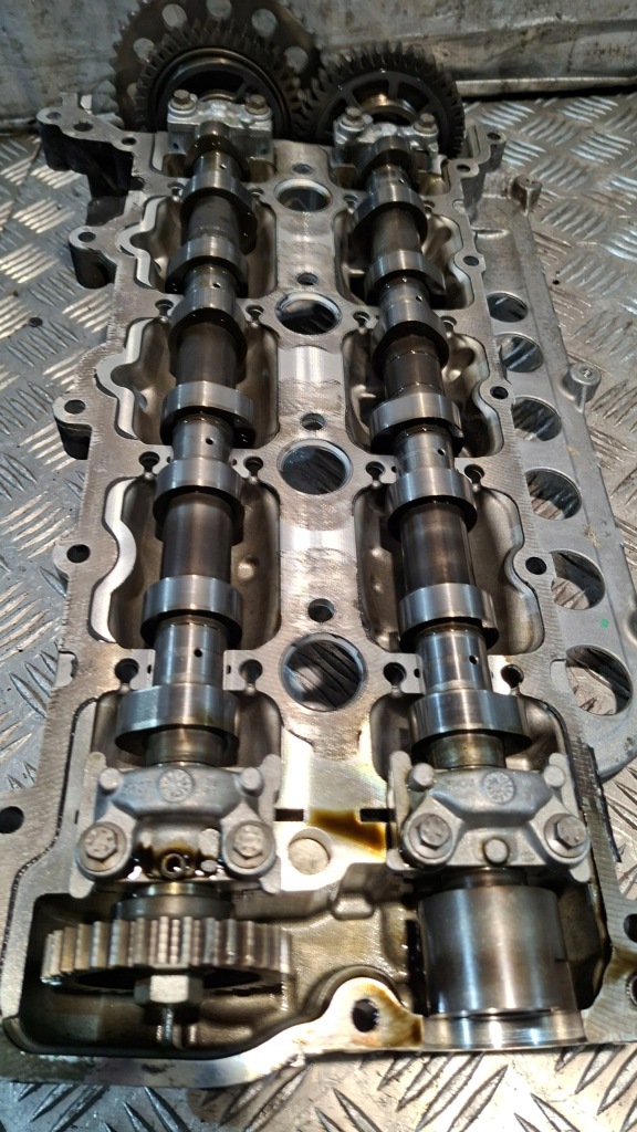 Кришка клапанів з розподільчі вали renault megane ii 2.0dci Недорого