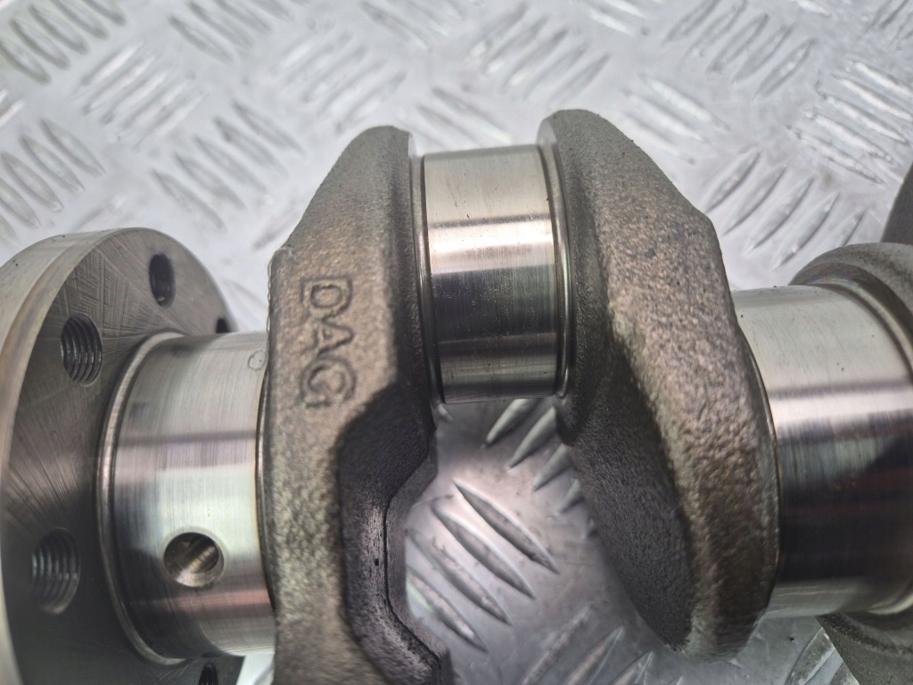 Wał колінчастий mercedes a160 w176 r2700001 m270 Оригінал