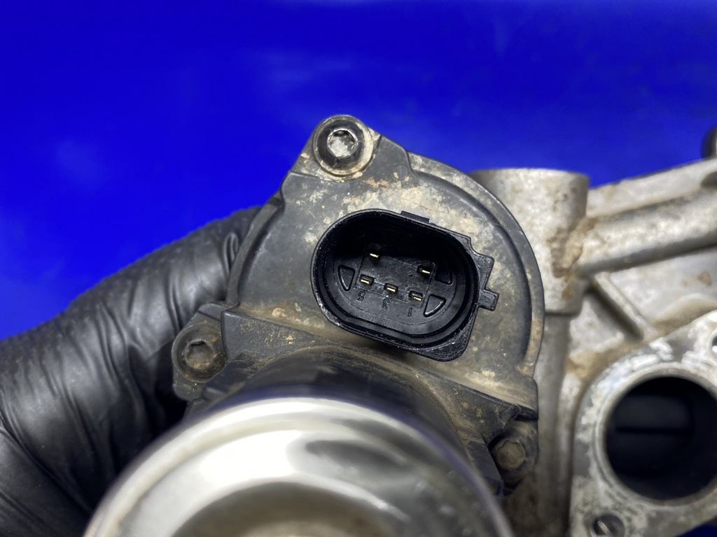 фото №10, Клапан egr радиатор выхлопных газов golf vi skoda seat audi 1.6 tdi cay 03l131512c