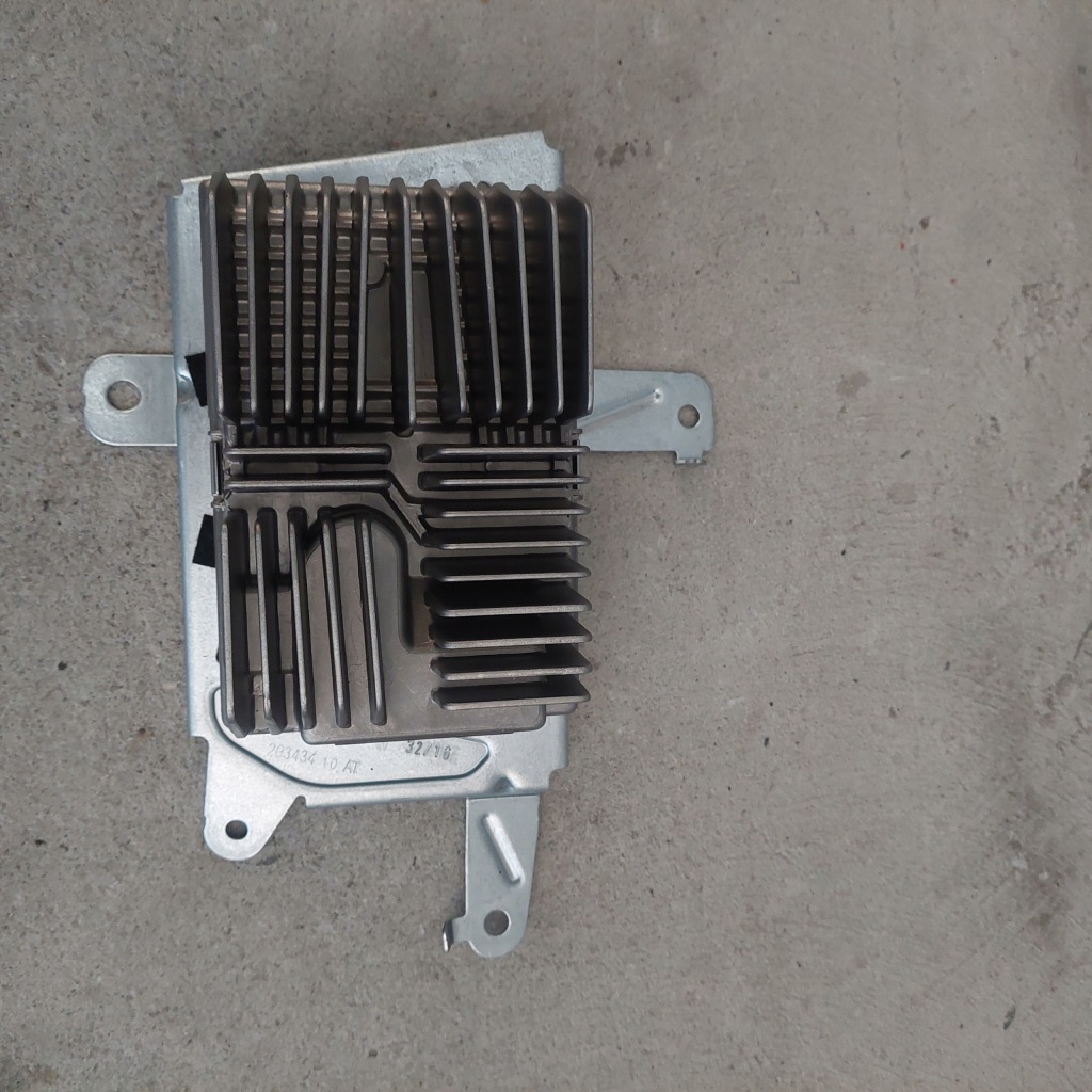 фото №1, Bmw 2 f46 f45 усилитель hifi 9380197