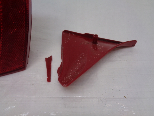 фото №6, Peugeot 208 лампа левая задняя задняя