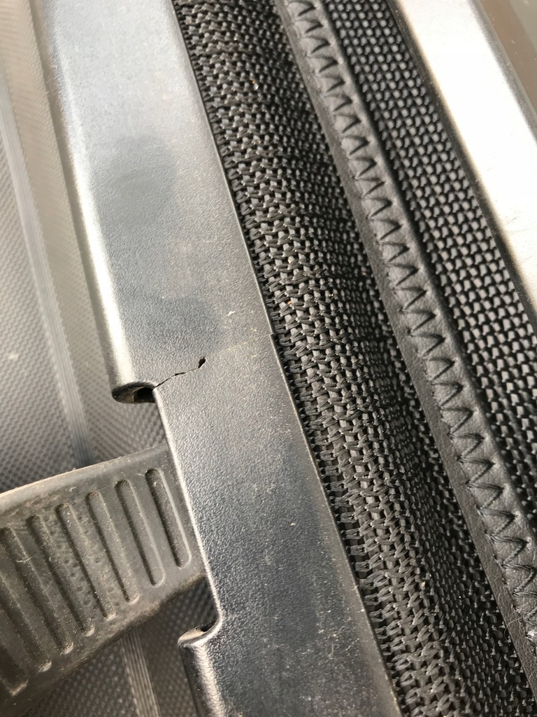 фото №5, Шторка багажника сетка audi a4 b6 kombi