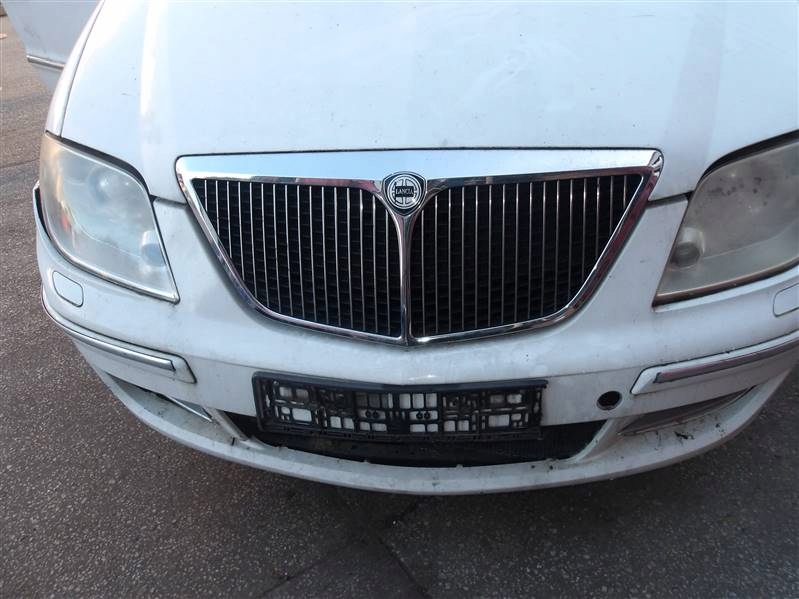 Капот решітка  lancia phedra Доставка
