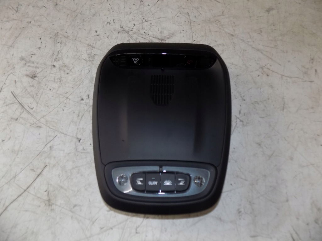 фото №1, Volvo xc40 лампа стельовий освітлення кабіни 31457848