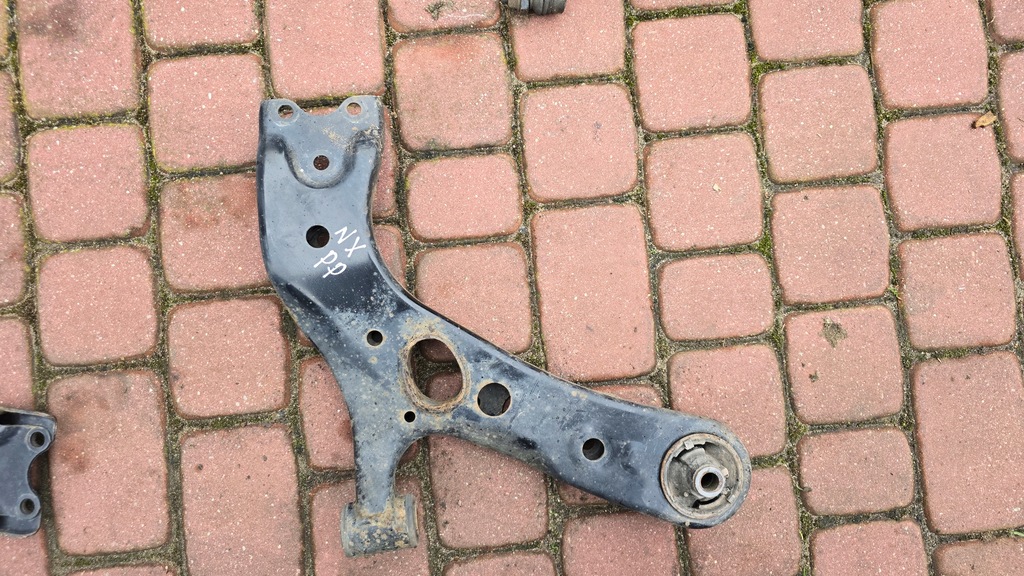 фото №1, Важіль перед правий lexus nx