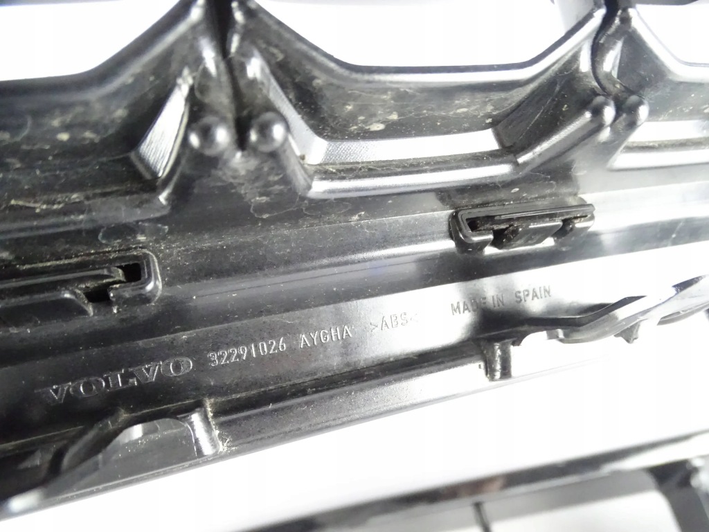 фото №9, Решётка радиатора volvo xc60 ii r-design lift + решётка