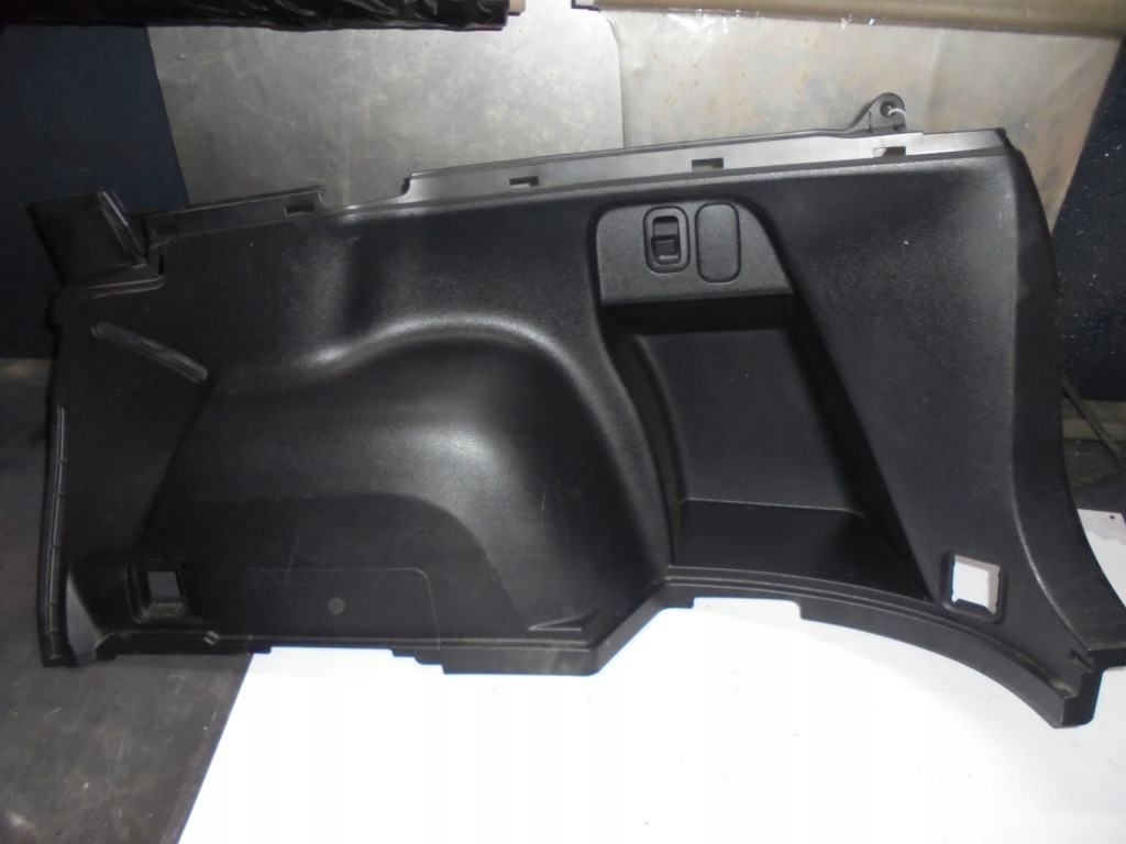 фото №1, Обшивка багажника правий subaru forester iii 2.0d 09