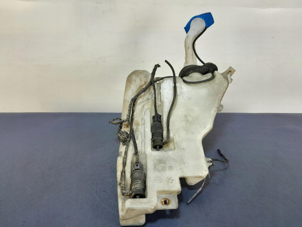 фото №4, Audi a8 d3 бачок распылителя 4e0955453h