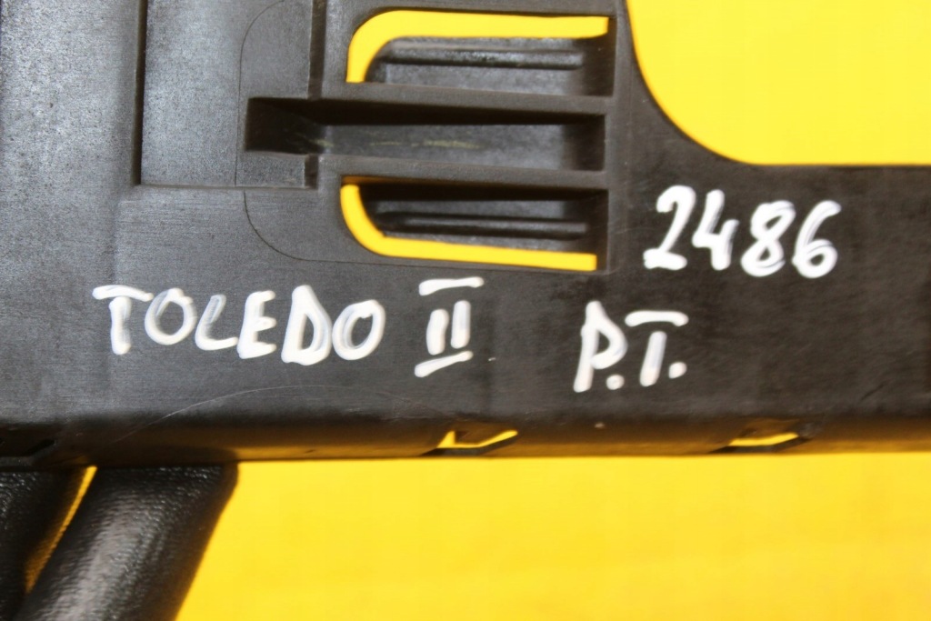 фото №8, Seat оригинальный номер 1m5807394c