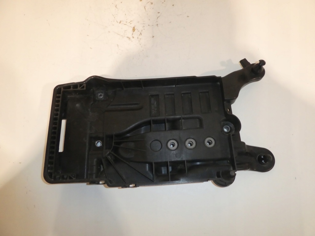 фото №1, Основа акумулятор vw seat skoda 2q0915331