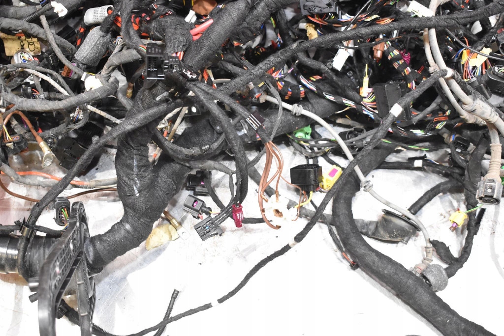 фото №7, Жгут электропроводка электрическая салона audi e-tron 55 18-21