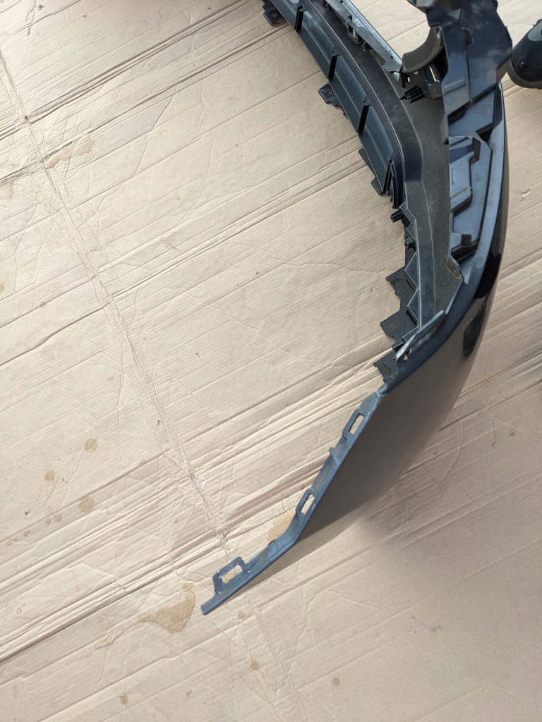 фото №5, Бампер перед передний mazda 2 ii 2020- новый model