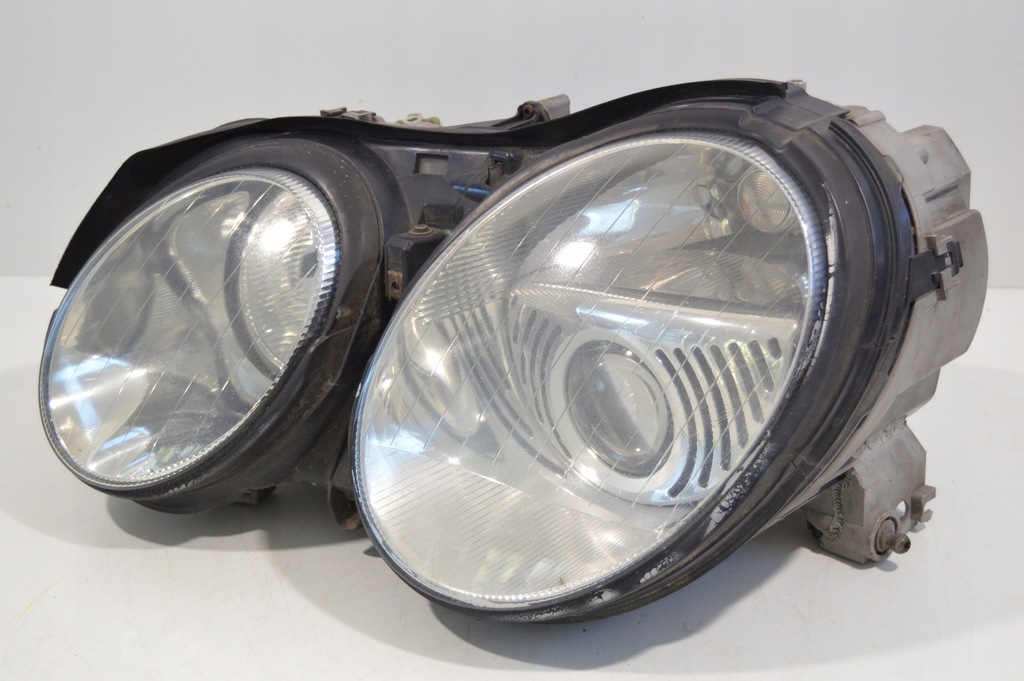 фото №8, Лампы перед комплект омыватель bi ксенон mercedes c215 w215 cl500 lift eu