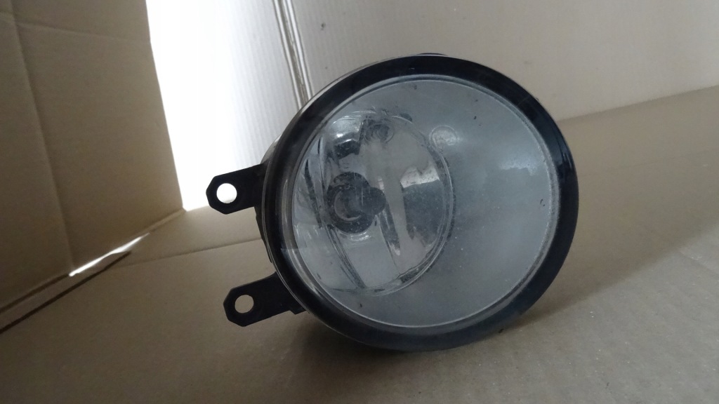 фото №1, Toyota auris i e15 протитуманна фара правий перед 89210656