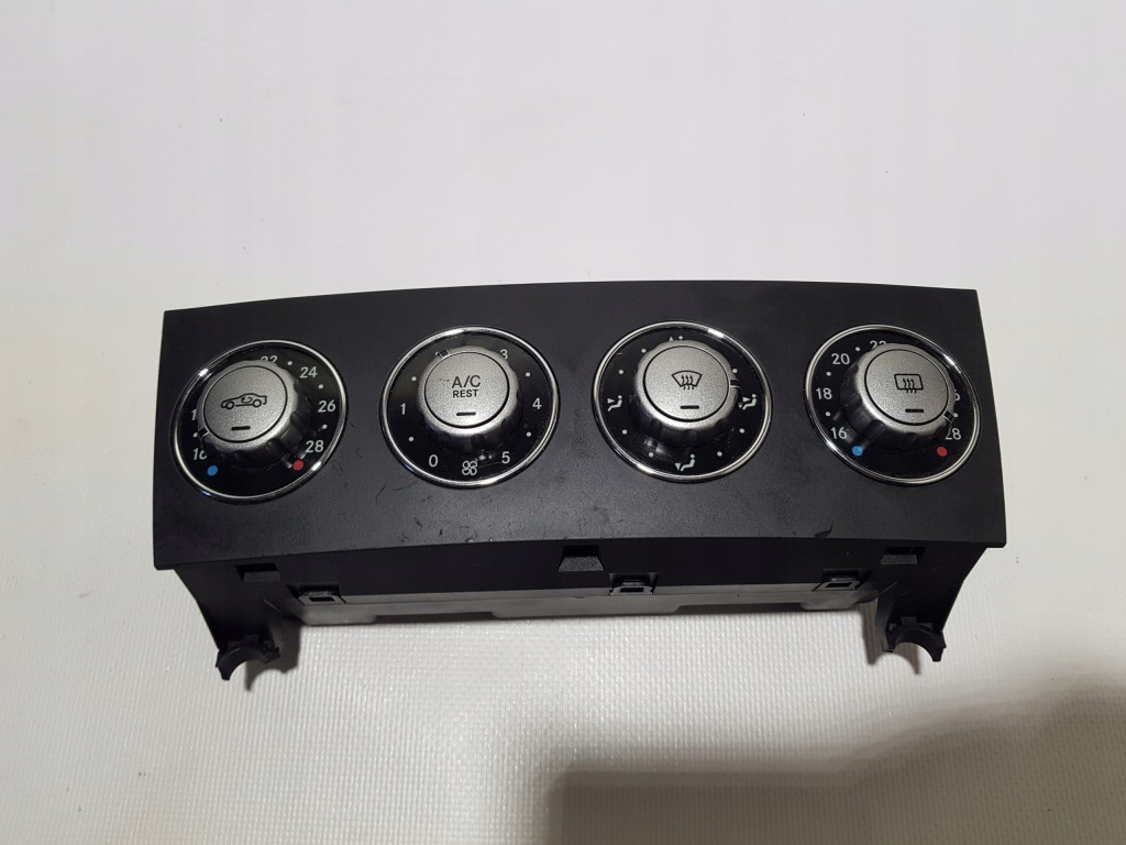 фото №1, Mercedes slk r171 w171 панель обдув кондиционера кондиционер 1718300785