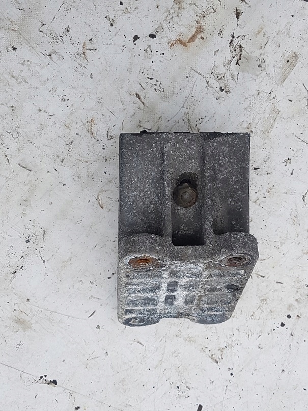 фото №1, Подушка двигателя перед man tgl tgm