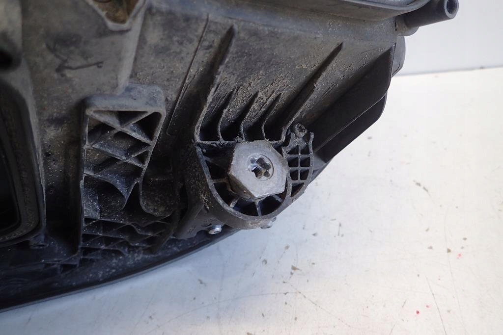 фото №6, Лампа перед правая mercedes e-klasa w213 full led