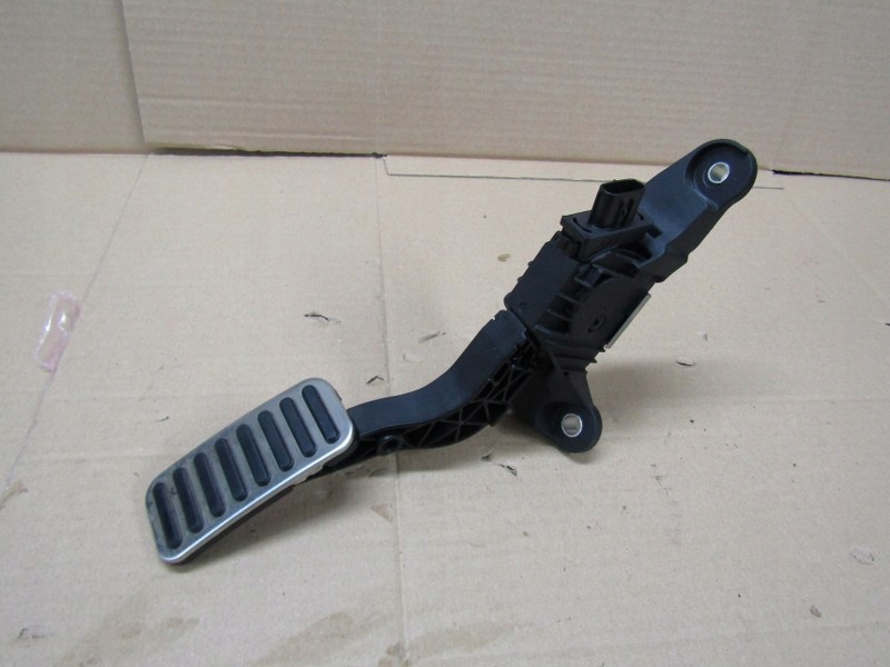 фото №1, Hyundai kona ev electric педаль газа