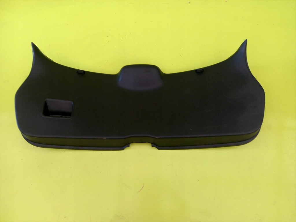 фото №1, Оббивка кришки багажника nissan qashqai j10 09r