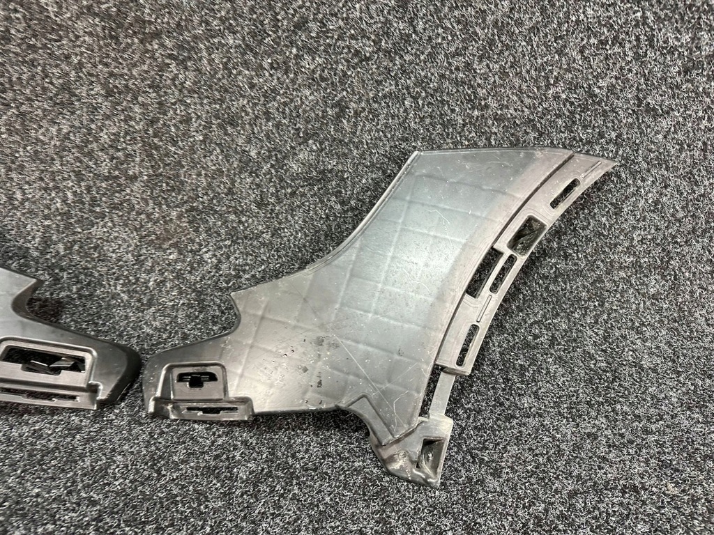 фото №1, Mercedes glc x253 направляющая бампера левый правый перед передний