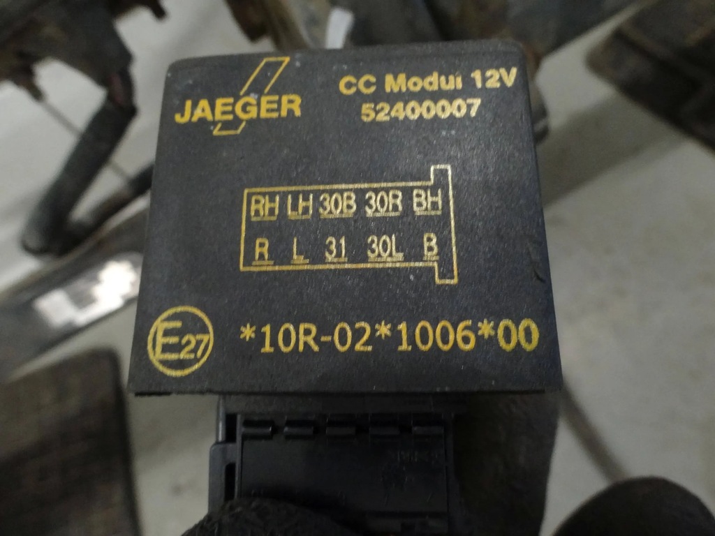 фото №9, Kia carnival ex 2003 hak буксирувальний блок керування 52400005 / 10r-02-1006-00