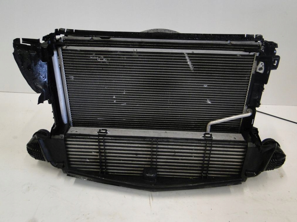 Купить Mercedes e klasa w212 радиатор воды кондиционер вентилятор