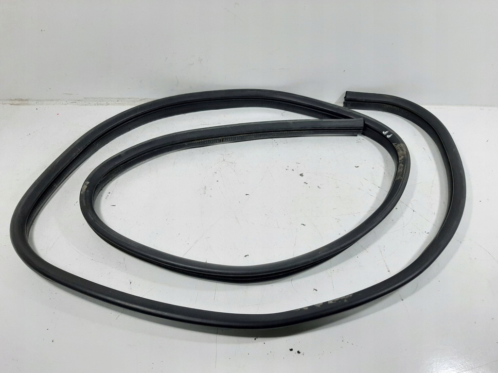 фото №1, Dodge durango ii lift 07r прокладка дверь правый перед