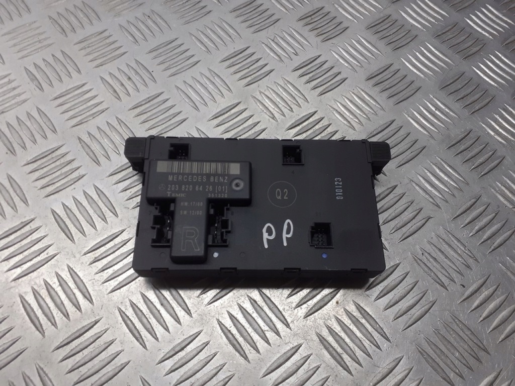 фото №1, Модуль двері правий перед mercedes w203 2.0 2038206426