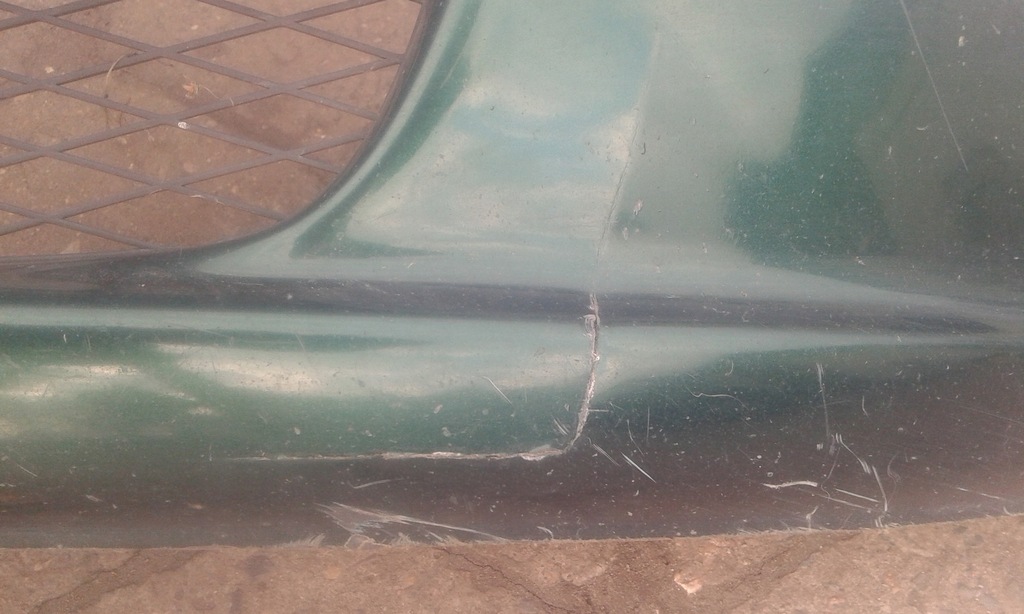 фото №6, Toyota yaris i 99-02 бампер перед