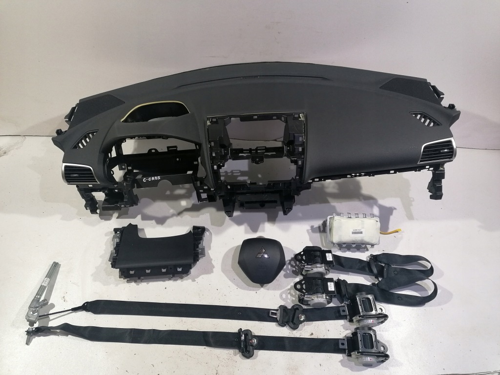 фото №1, Mitsubishi eclipse cross приборная панель консоль подушка безопасности подушки безопасности ремни oryg демонтаж