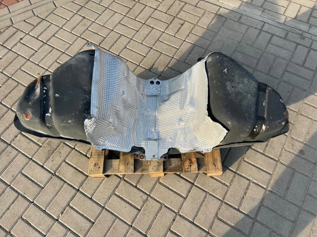 фото №1, Nissan gt-r kompletny бак топлива 17040jf30a