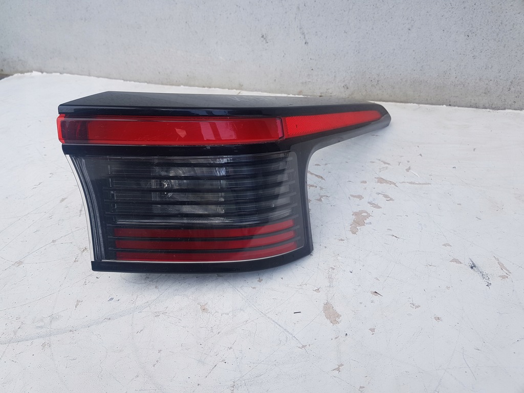 фото №1, Лампа задня задня toyota bz4x