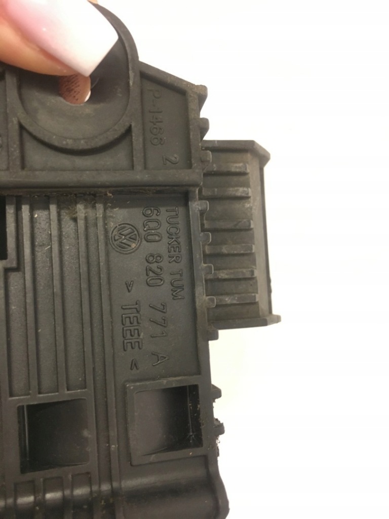 фото №15, Кронштейн шланг кондиционер skoda fabia ii 6q0820771a